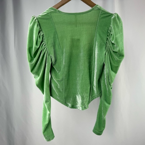 NWT Free People X REVOLVE Hold Me Velvet Top in Sage Brush Size Extra Small - Picture 5 of 8